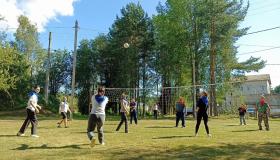 14 августа в Видлицком ДИ прошли соревнования по пионерболу, посвященные Международному Дню молодежи
