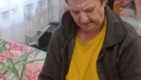 За окном день, словно тонет в серой дымке моросящего дождя