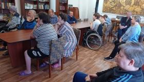 В библиотеке психолог Беляев Алексей Николаевич рассказал о том, насколько важно уметь общаться